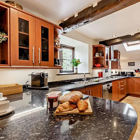 5 Bed In Lcc28 * كونيستون